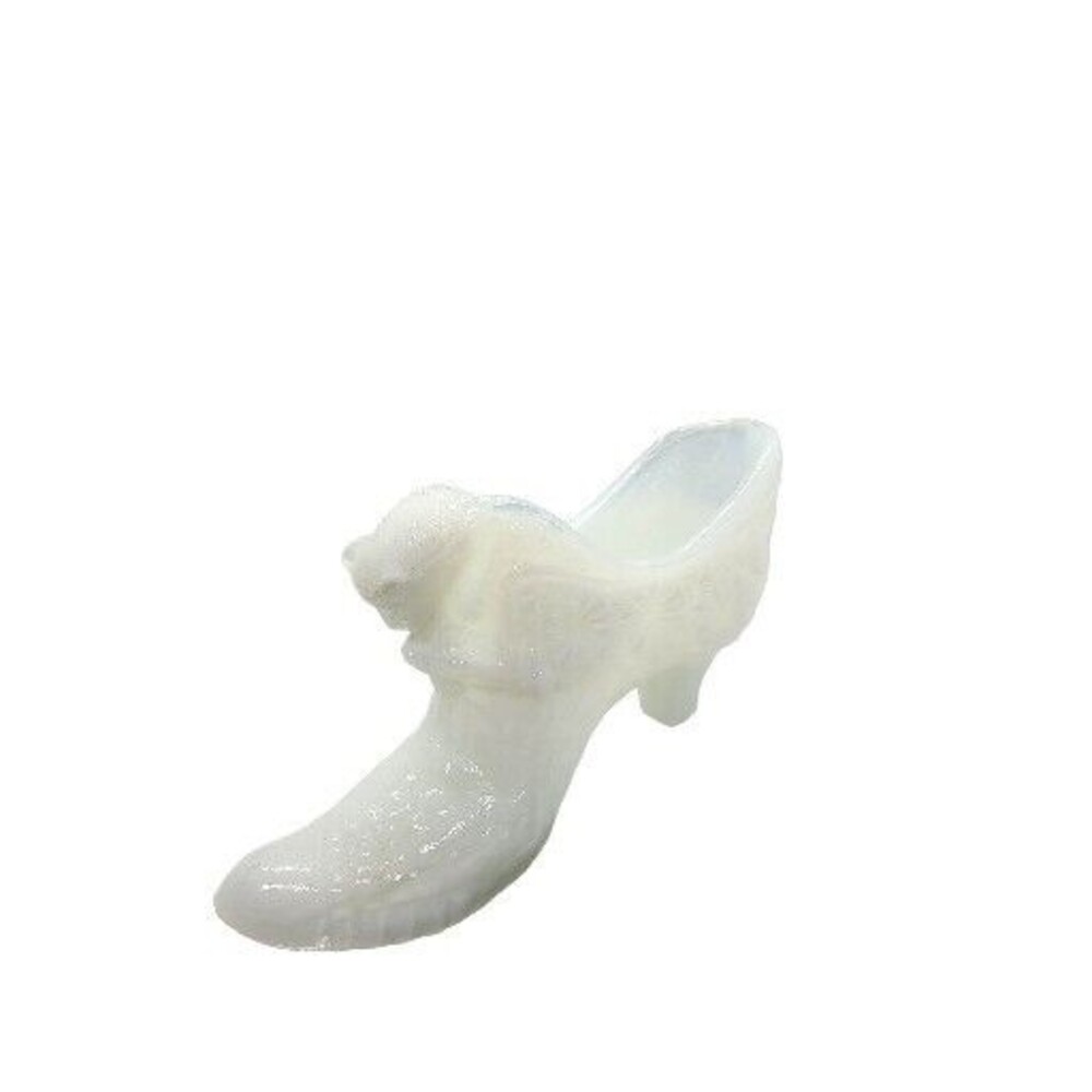 70s Degenhart White Slag Daisy & Button Cat Shoe *READ*